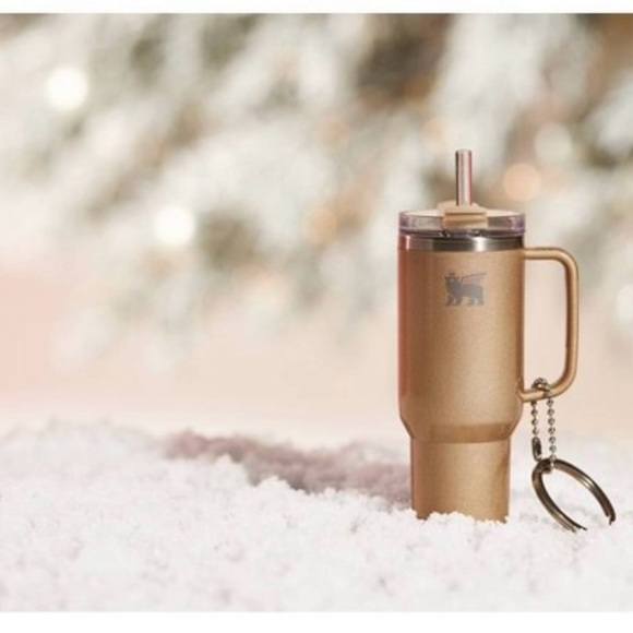 Stanley Tumbler Ornament Keychain Honey Talks💋 - Picture 4 of 7
